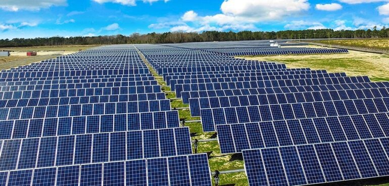 The Benefits of Solar Energy: A Clean and Independent Power Source